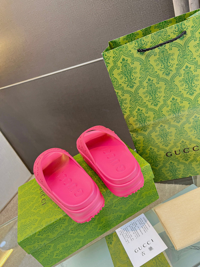 GCI GG Slide Sandal