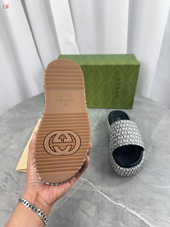 GCI GG Slide Sandal