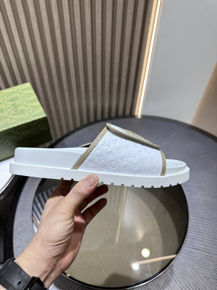 GCI GG Slide Sandal