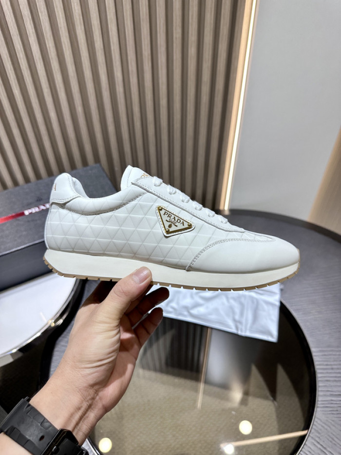 PRDA Sneaker