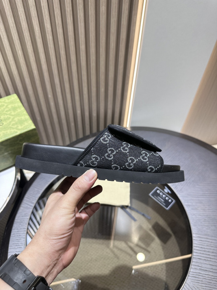 GCI GG Slide Sandal