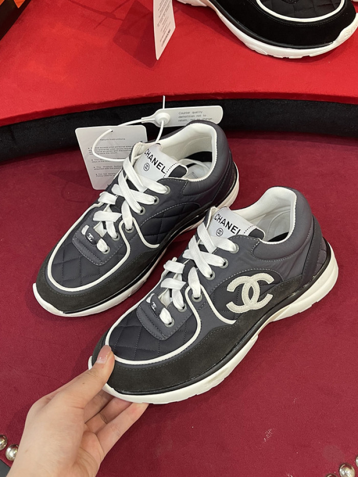 CHNL Sneaker