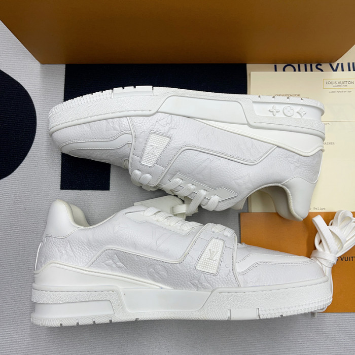 LUSV SNEAKERS