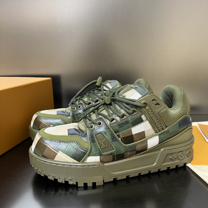 LUSV SNEAKERS
