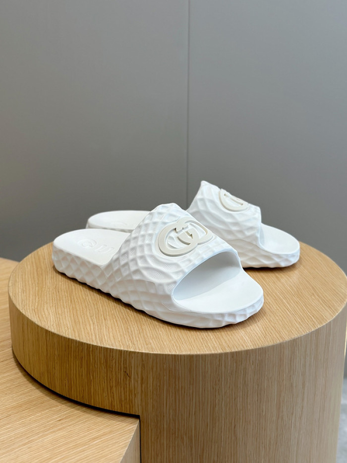 GCI GG Slide Sandal