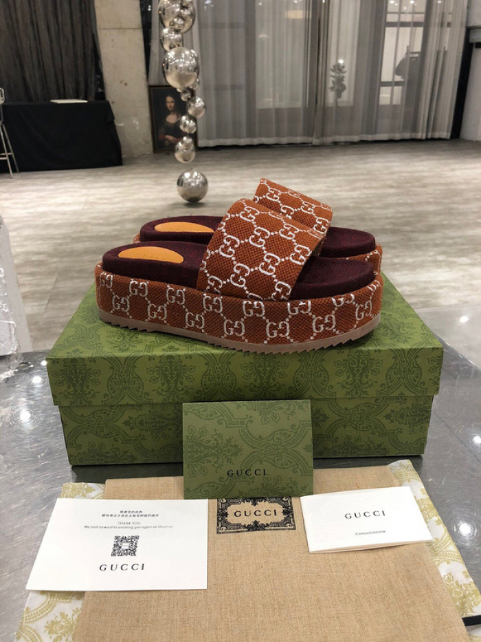 GCI GG Slide Sandal