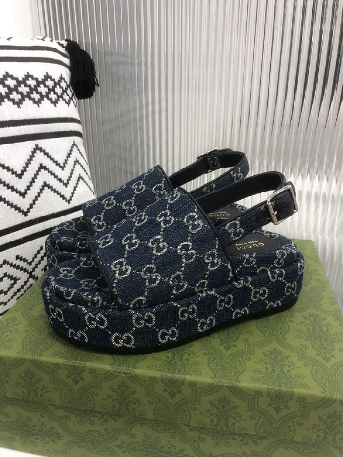 GCI GG Slide Sandal