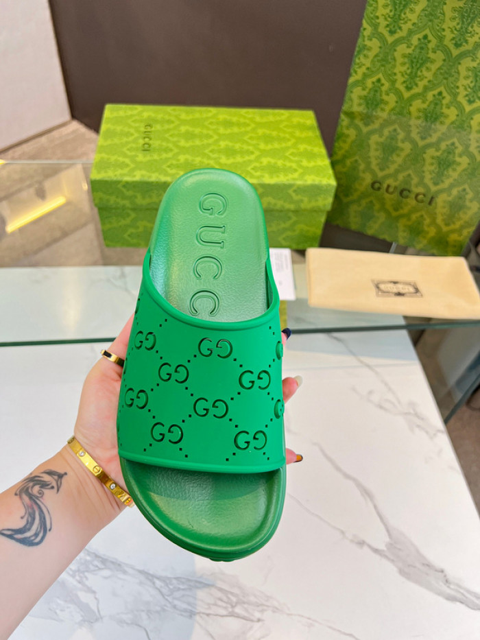 GCI GG Slide Sandal