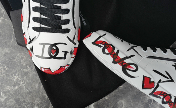 DG SNEAKER