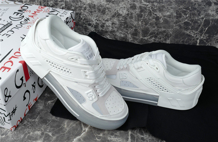 DG SNEAKER