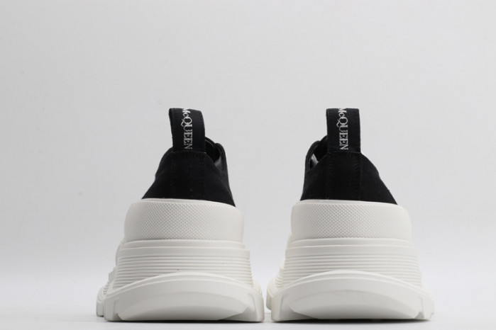 ALEXMQ Sneakers