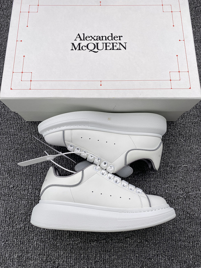 ALEXMQ Sneakers