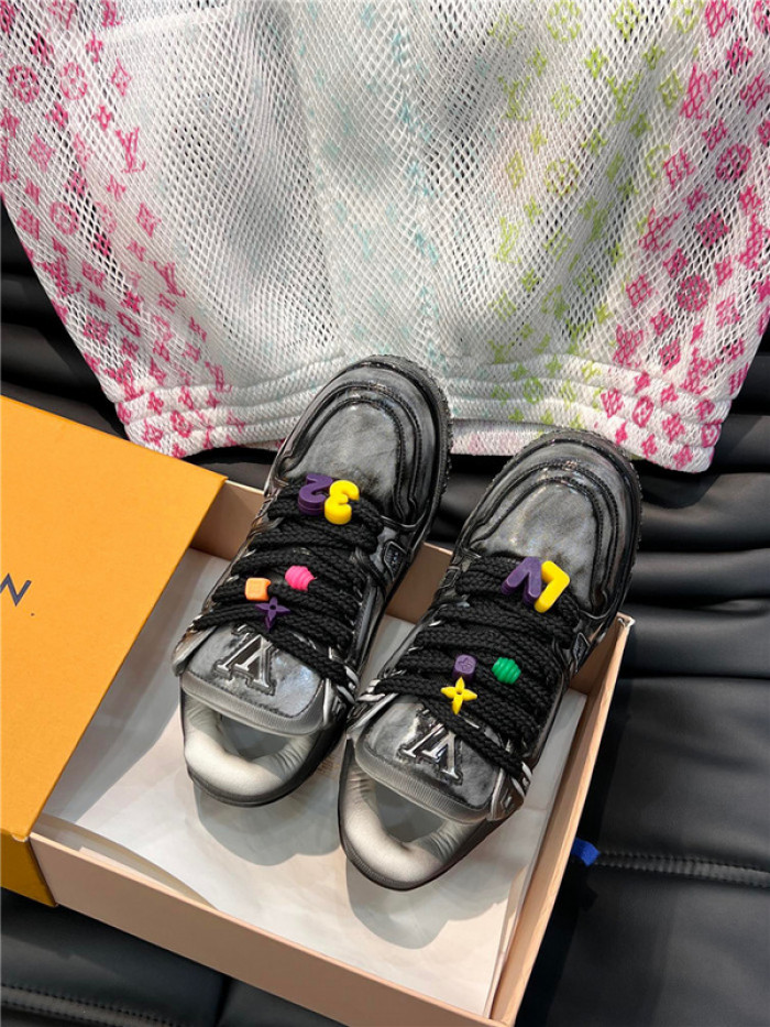 LUSV SNEAKERS
