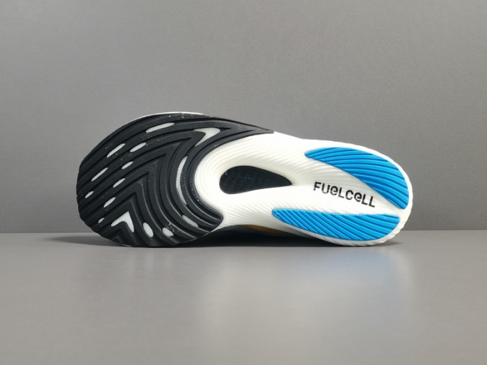 New Balance FuelCell Racer EiteV2 MSRCELSV2