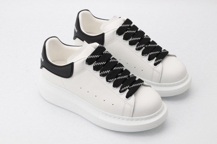 ALEXMQ Sneakers