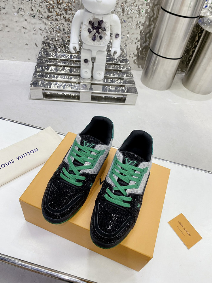 LUSV SNEAKERS