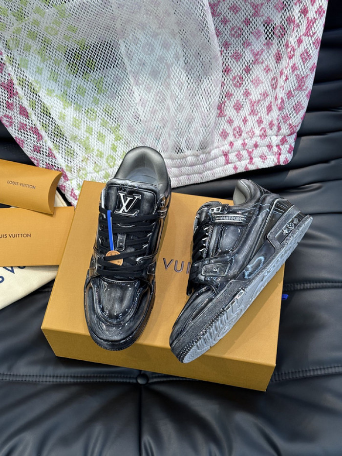 LUSV SNEAKERS