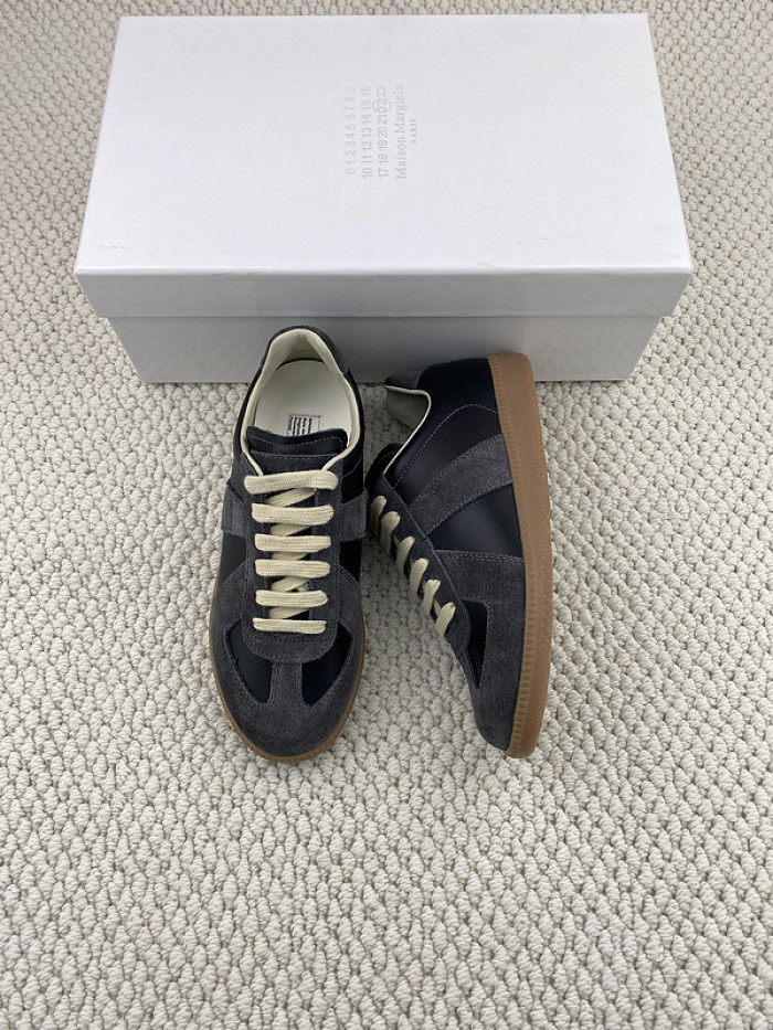 ma*s*n Ma*i*la sneaker
