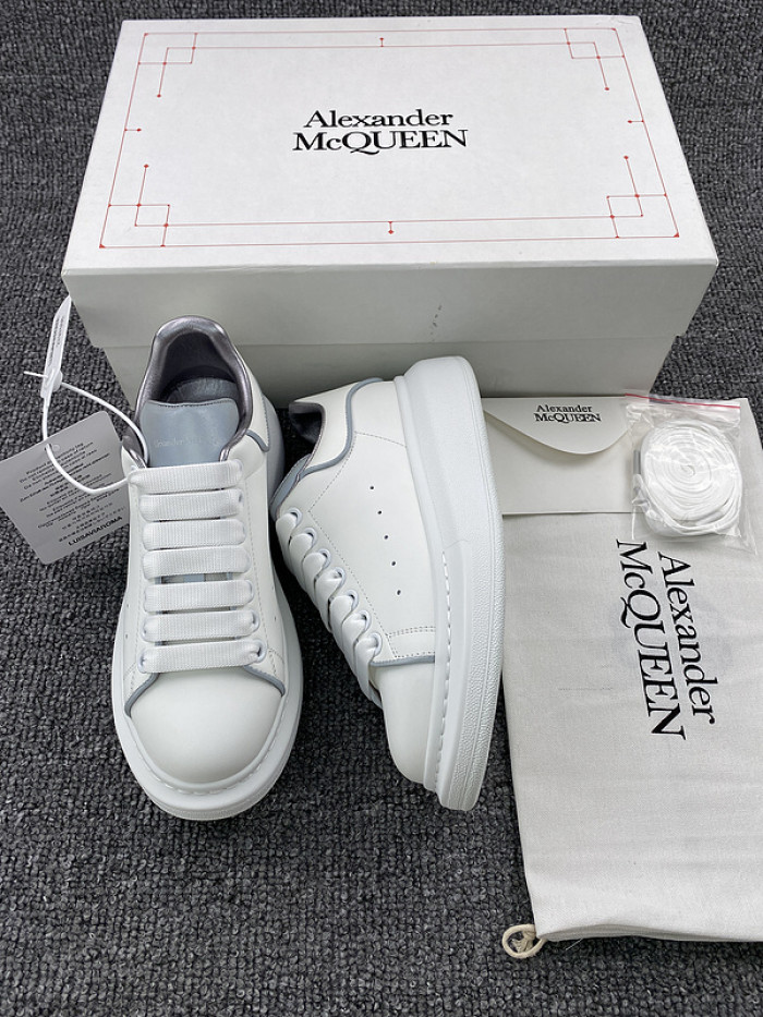 ALEXMQ Sneakers