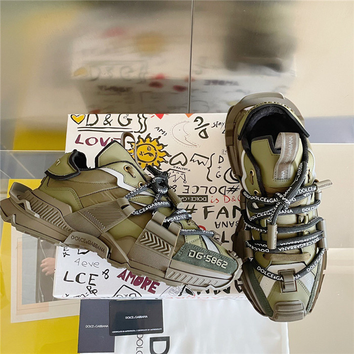 DG SNEAKER