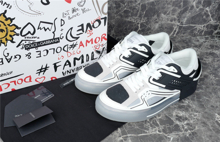DG SNEAKER