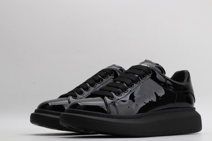 ALEXMQ Sneakers