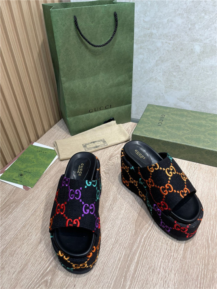 GCI GG Slide Sandal