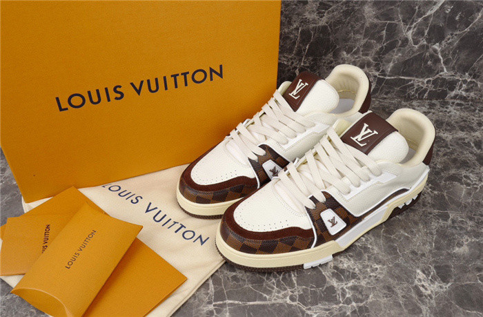 LUSV SNEAKERS
