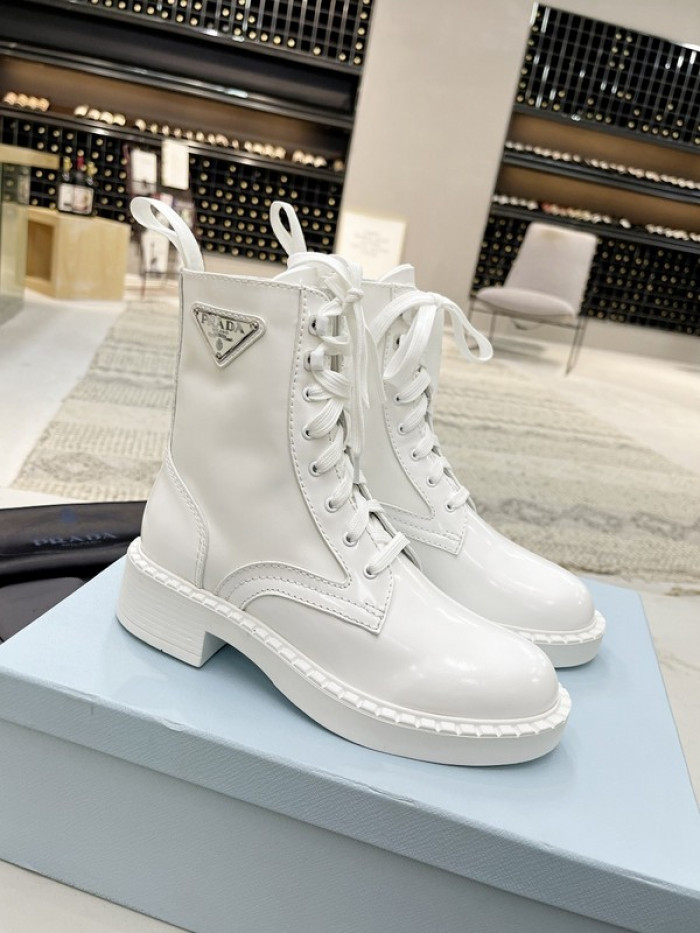 Pra*a boots