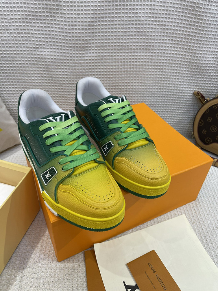 LUSV SNEAKERS