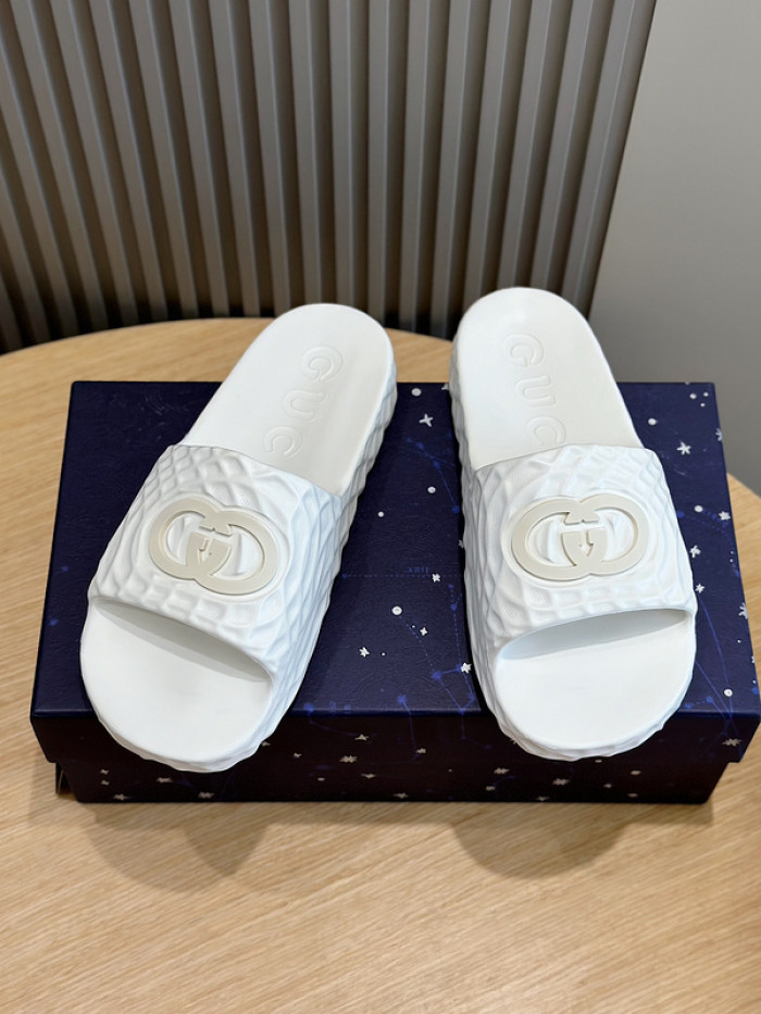 GCI GG Slide Sandal