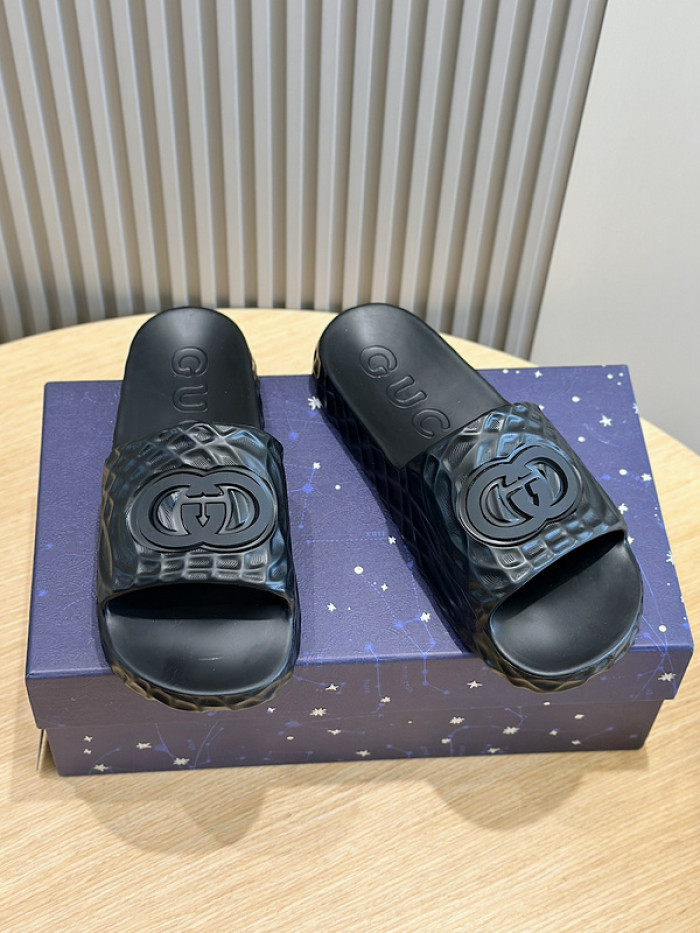 GCI GG Slide Sandal