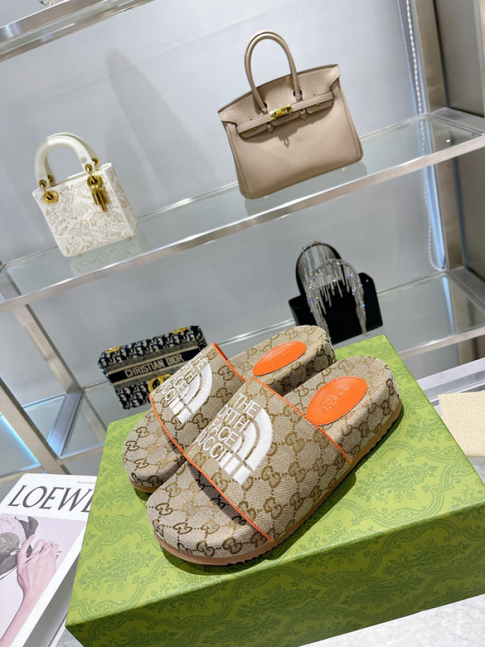 GCI GG Slide Sandal