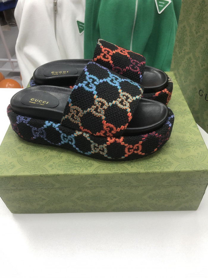 GCI GG Slide Sandal
