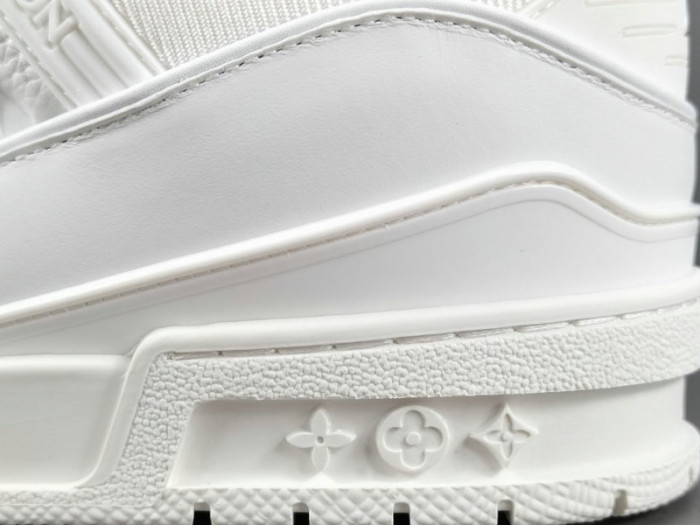 LUSV SNEAKERS