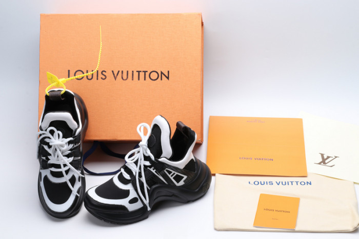 LUSV SNEAKERS